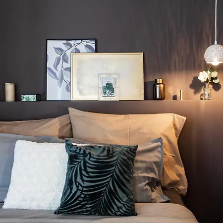 Appartamento Cozy Modern In Prague's Absolute Center Praga